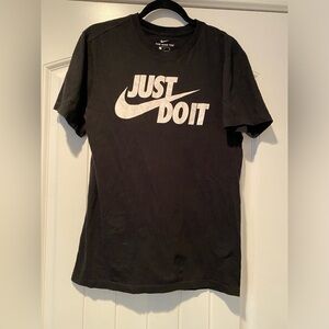 Nike The Nike Tee Mens Black 'Just Do It' Short Sleeve Graphic Tee Small